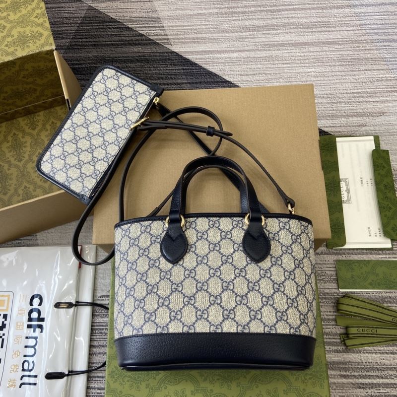 Gvc*1 tote bags